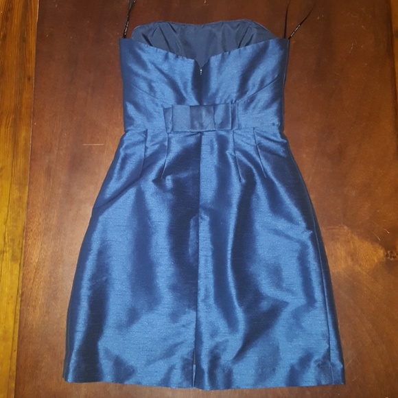 Absolutely beautiful Alfred Sung dress!! - Picture 2 of 3